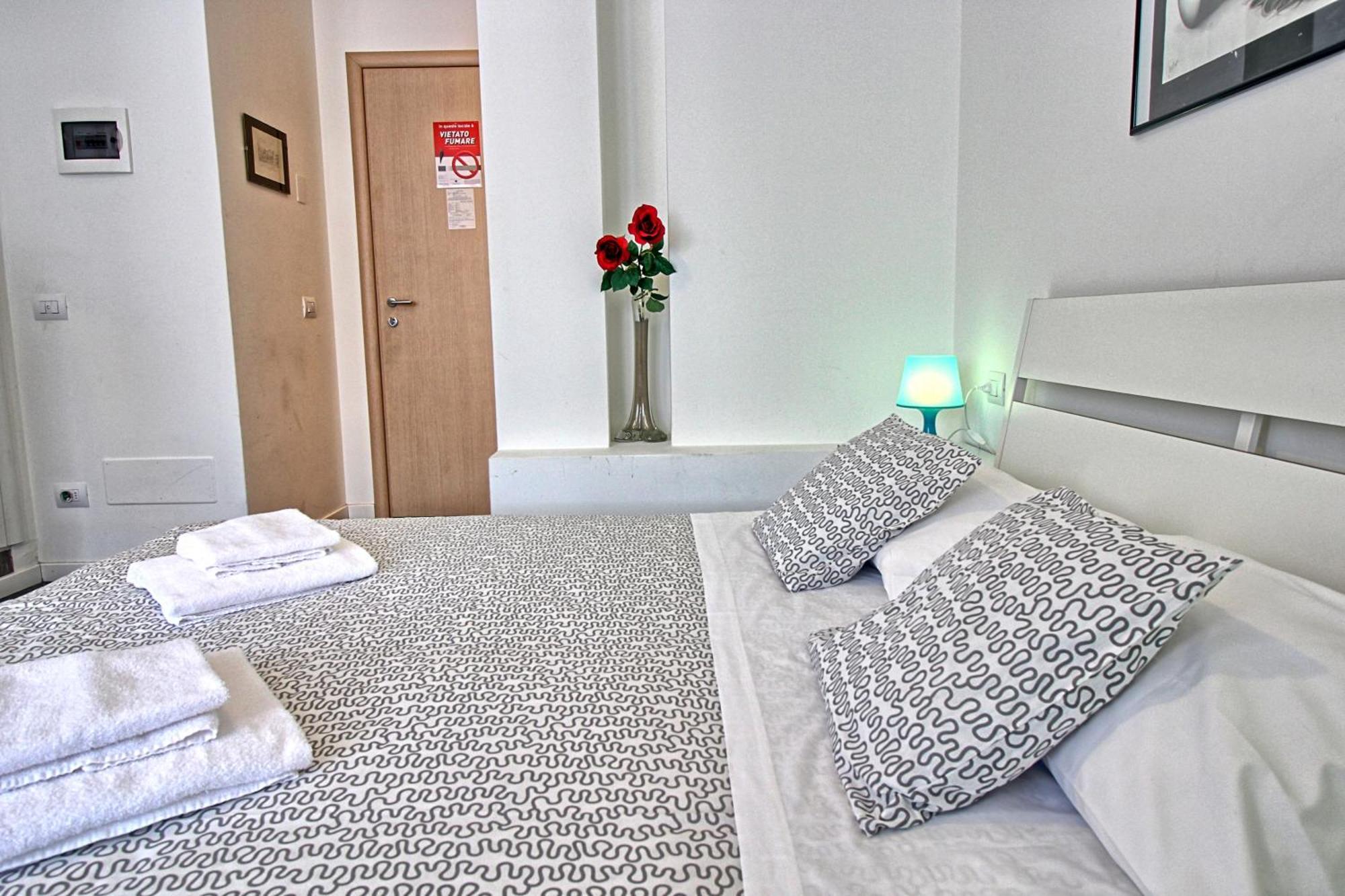 Residenza Manzoni Como Centre エクステリア 写真